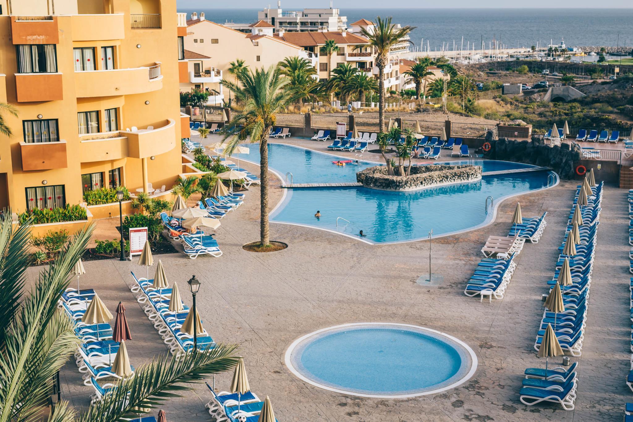 Grand Muthu Golf Plaza Hotel & Spa San Miguel de Abona Exterior photo Club Hotel Calma Gran Oasis Sensai