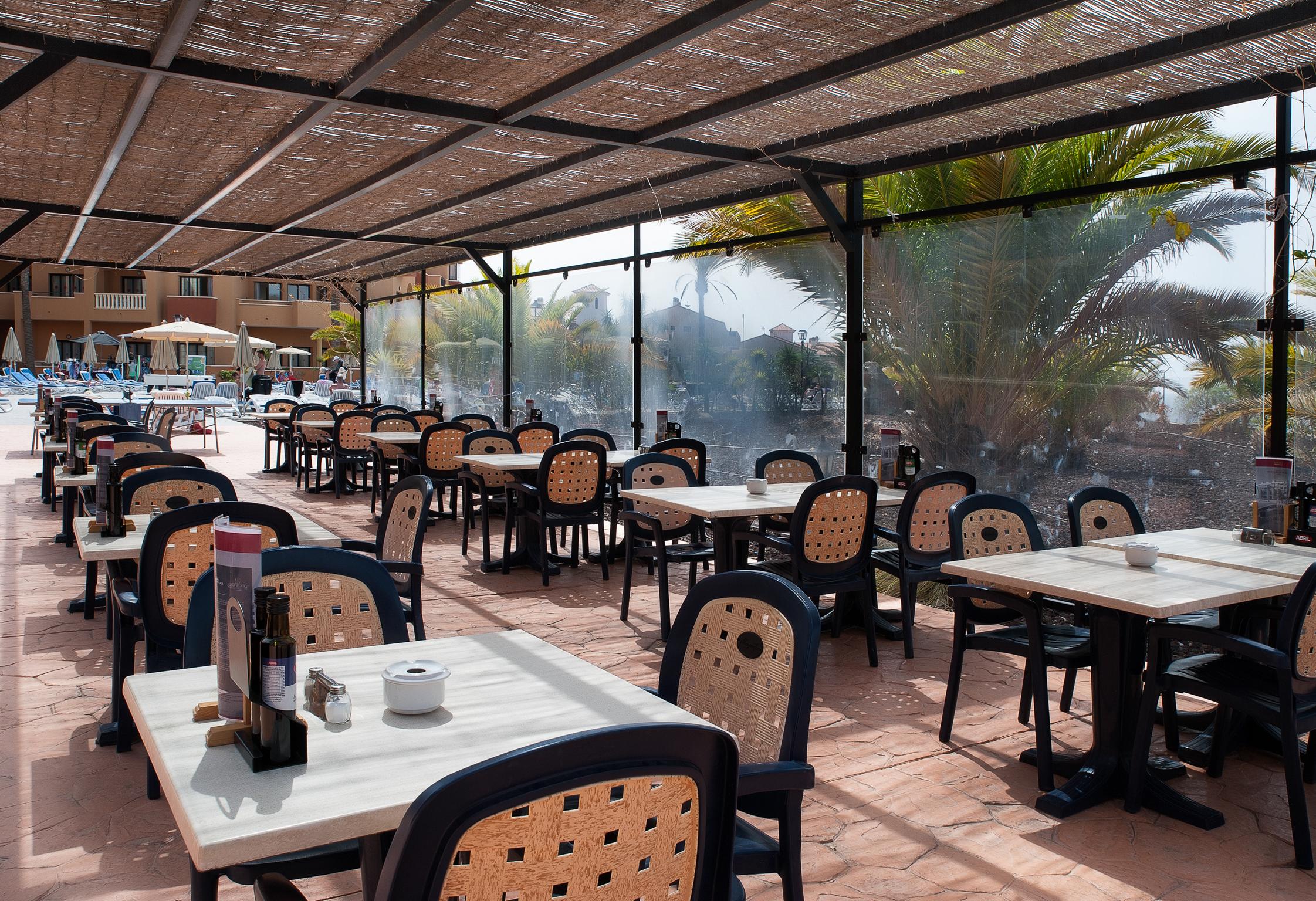 Grand Muthu Golf Plaza Hotel & Spa San Miguel de Abona Exterior photo A restaurant in Israel