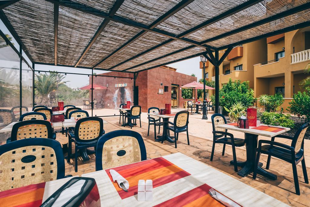 Grand Muthu Golf Plaza Hotel & Spa San Miguel de Abona Exterior photo Restaurant